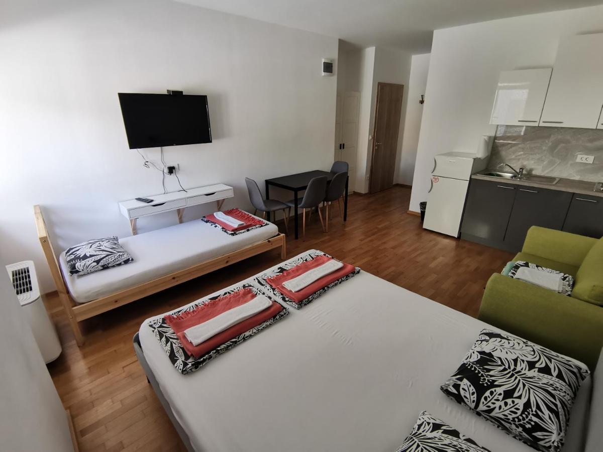 Pubyland Rooms & Apartments Rogatec Екстериор снимка