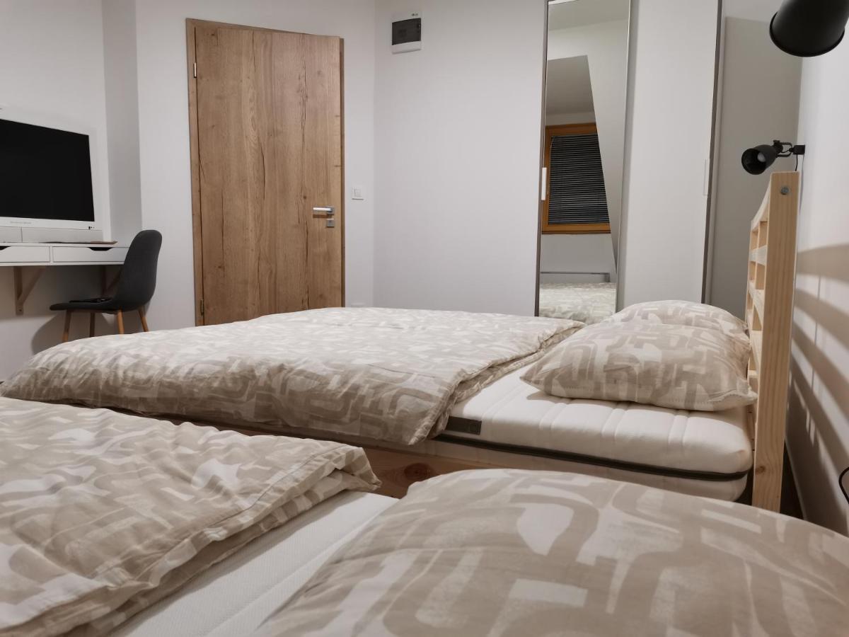 Pubyland Rooms & Apartments Rogatec Екстериор снимка